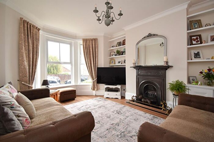 3 Bedroom End Terrace House For Sale In Edmund Road, Hastings, TN35