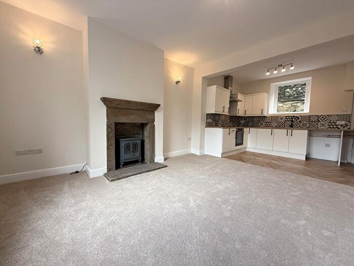 2 Bedroom Terraced House For Sale In Carr Road, Cornholme, Todmorden, OL14