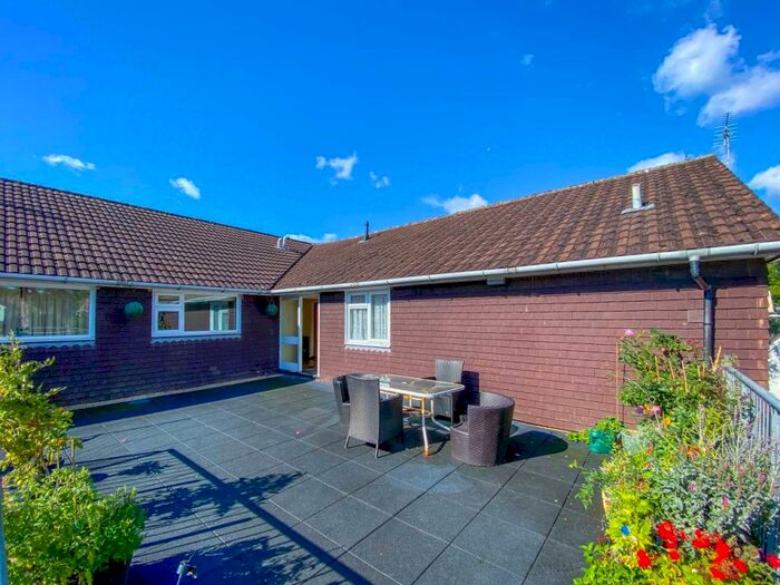 2 Bedroom Flat To Rent In Runnymeade, Ringwood Road, Bransgore, BH23