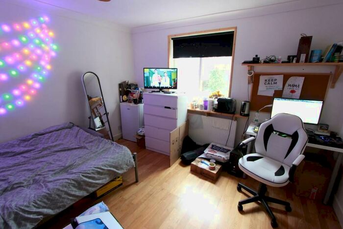 1 Bedroom House Of Multiple Occupation To Rent In Goldings Crescent, Hatfield, AL10