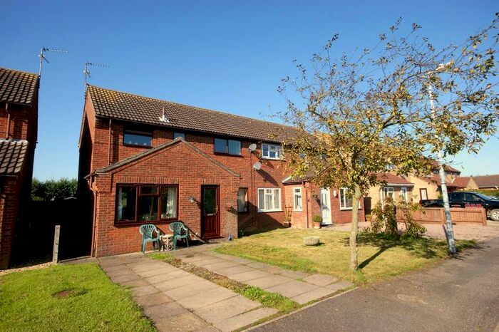 3 Bedroom Semi-Detached House To Rent In Pinchbeck, PE11