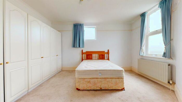 2 Bedroom Apartment For Sale In Station Road, Swanage Town Centre, BH19