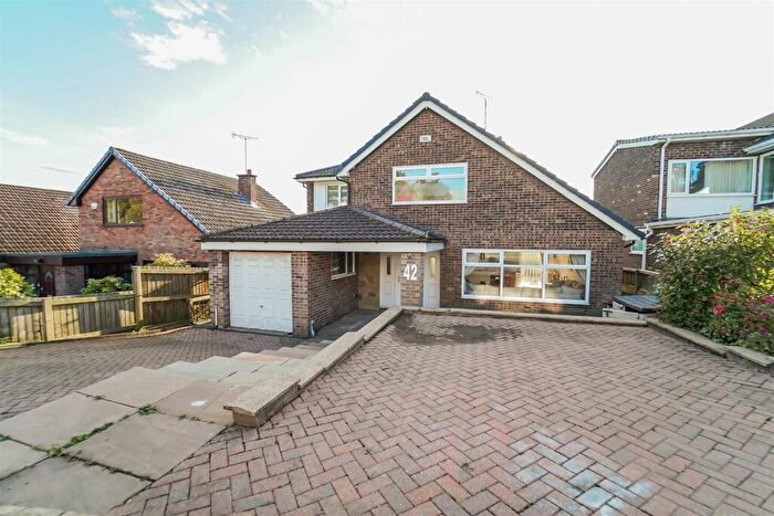 4 Bedroom Detached House To Rent In Harridge Avenue, Rochdale, OL12