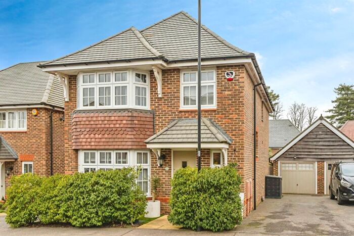 4 Bedroom Detached House For Sale In Aster Way, Haywards Heath, RH17