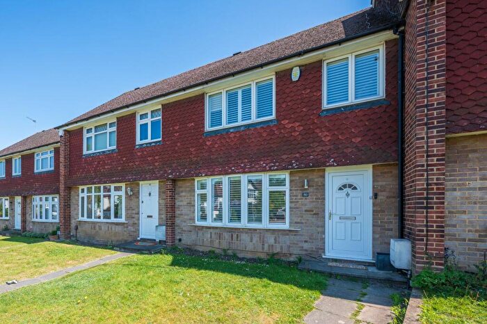 3 Bedroom Terraced House For Sale In Birchwood Avenue, Sidcup, DA14