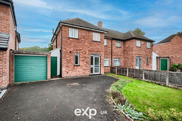 3 Bedroom Semi-Detached House For Sale In Loxley Avenue, Shirley, B90