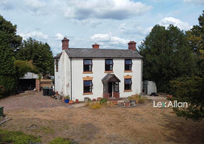 3 Bedroom Detached House For Sale In Waystone Lane, Belbroughton, DY9