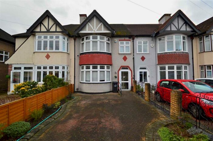 3 Bedroom Terraced House To Rent In Hurst Close, London E4