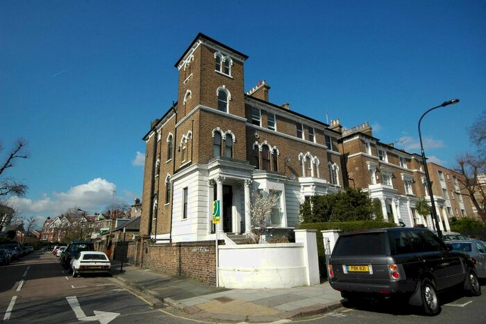 1 Bedroom Flat To Rent In Priory Road, South Hampstead, London, NW6