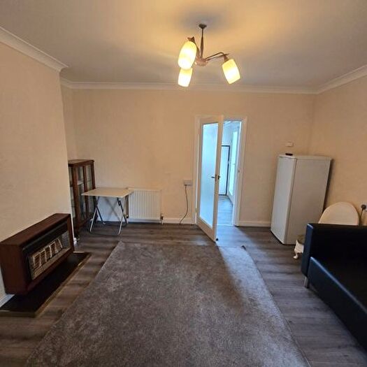 3 Bedroom Terraced House To Rent In Piper Crescent, Sheffield, S5