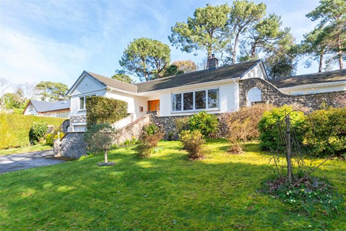 4 Bedroom Detached House For Sale In Buccleuch Road, Branksome Park, BH13