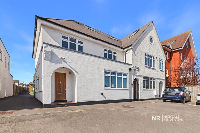 2 Bedroom Flat To Rent In London Road, Cheam, Sutton, Surrey., SM3