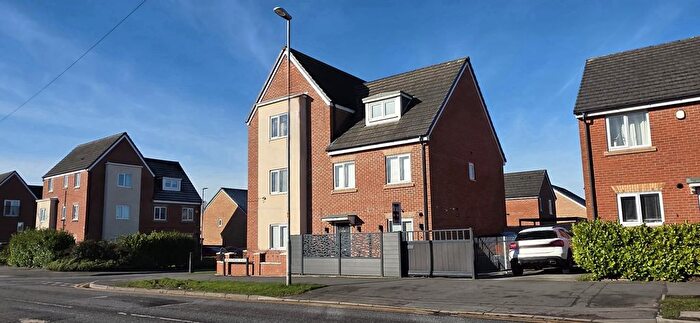 3 Bedroom Semi Detached House For Sale In Windermere Road Middleton, Middleton, Manchester, M24