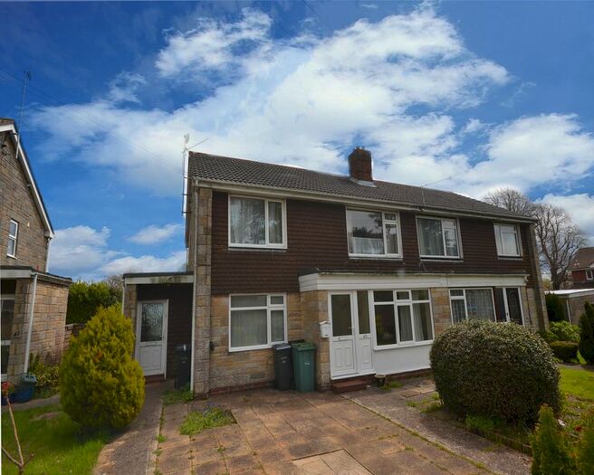 2 Bedroom Maisonette To Rent In Marlborough Close, Ryde, PO33