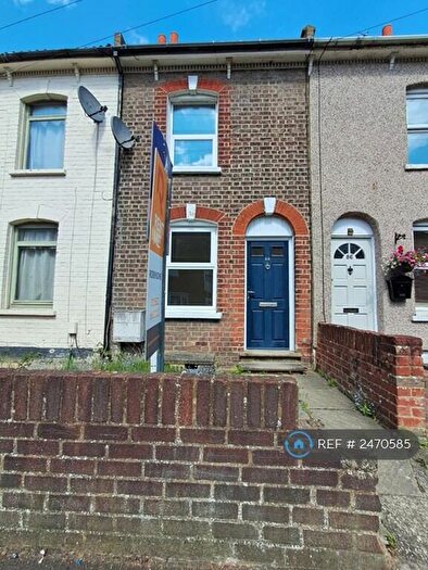 2 Bedroom Terraced House To Rent In Victoria Street, Dunstable, LU6