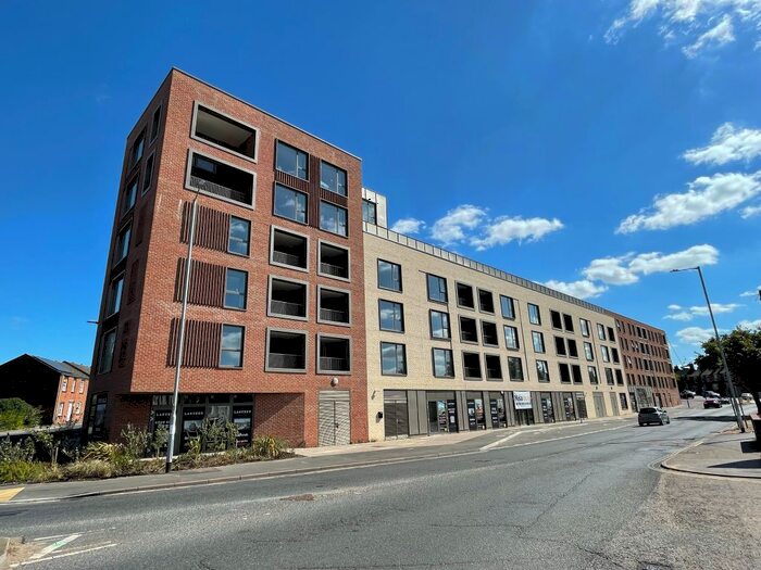 2 Bedroom Flat To Rent In Tayfen Road, Bury St. Edmunds, Suffolk, IP33