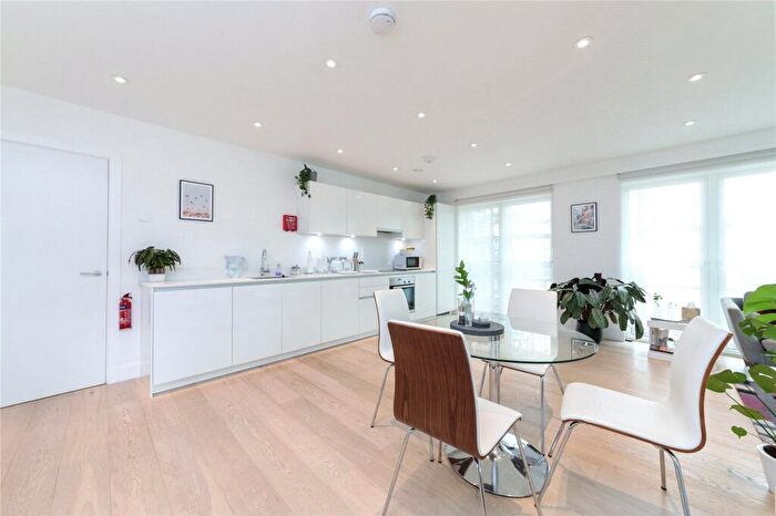 1 Bedroom Flat To Rent In Cube Building, - Wenlock Road, N1