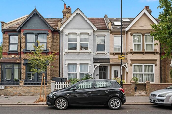 3 Bedroom Terraced House For Sale In Ferndale Road, London, SE25