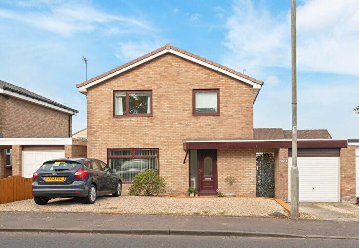 3 Bedroom House For Sale In Boghead Road, Lenzie, G66