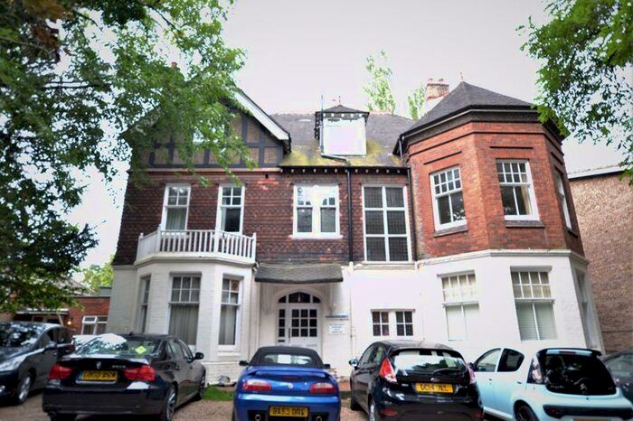 Flat To Rent In Upper Brighton Road, Surbiton, KT6