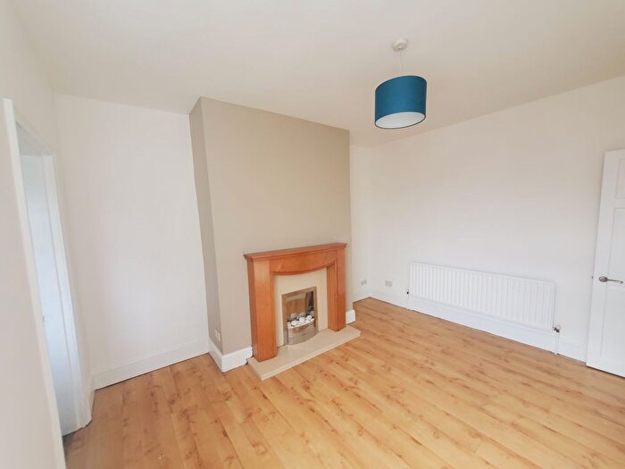 2 Bedroom Flat To Rent In Wellington Road, Gateshead, NE11