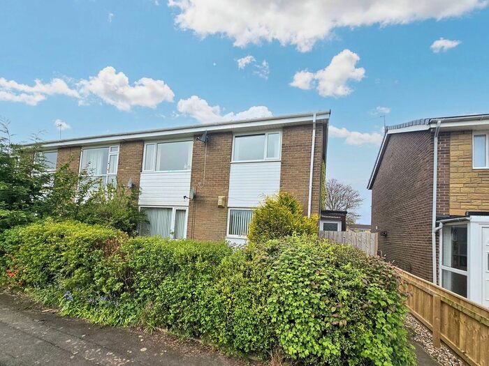 2 Bedroom Flat To Rent In Linslade Walk, Cramlington, NE23