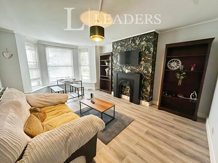 1 Bedroom Flat To Rent In Willoughby Road, IP2