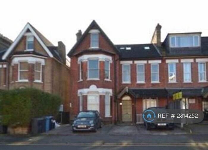2 Bedroom Flat To Rent In Hammelton Road, Bromley, BR1
