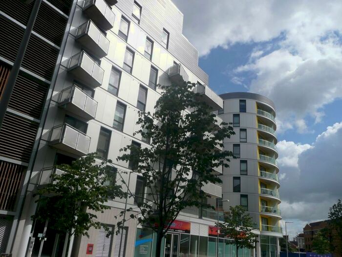 2 Bedroom Apartment To Rent In Halcyon, Chatham Place, Reading, RG1