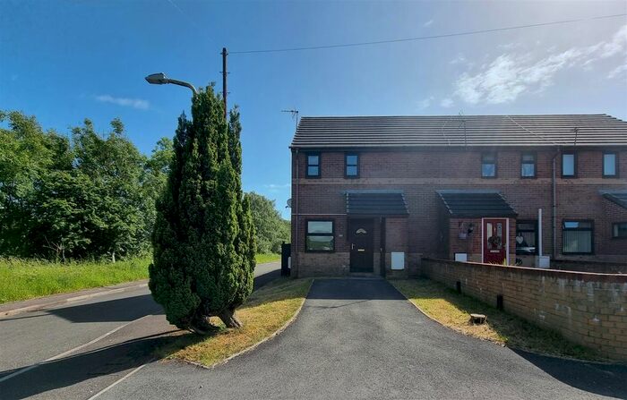 2 Bedroom End Of Terrace House To Rent In Heol Felyn Fach, Tondu, Bridgend., CF32