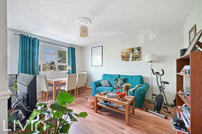 2 Bedroom Flat For Sale In Duppas Court, Duppas Hill Terrace, Croydon, CR0