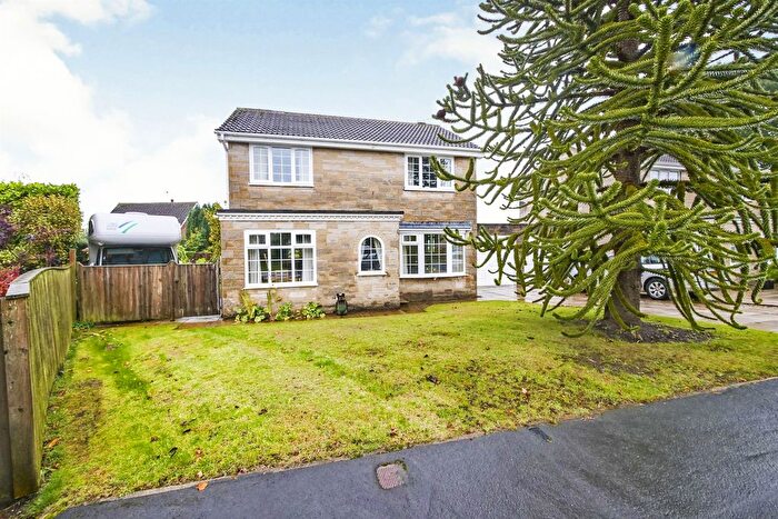 4 Bedroom Link Detached House For Sale In Landsdown Way, Haxby, York, YO32