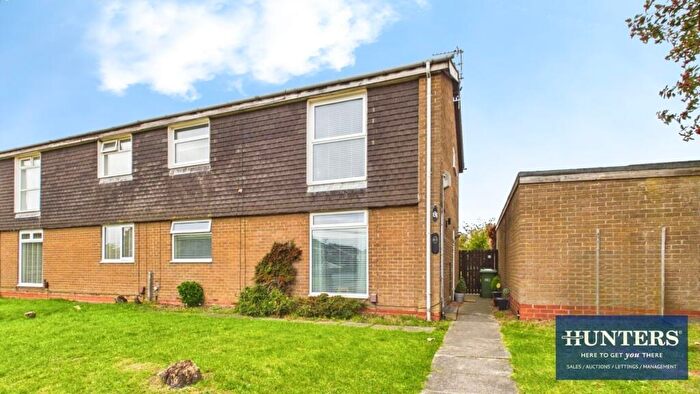 2 Bedroom Flat For Sale In Trevarren Drive, Ryhope, Sunderland, SR2