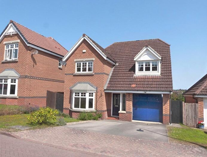 4 Bedroom Detached House To Rent In Trefoil Drive, Harrogate, HG3
