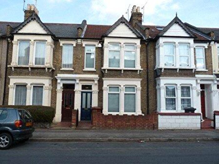 4 Bedroom House For Sale In St. John's Road, Walthamstow, E17