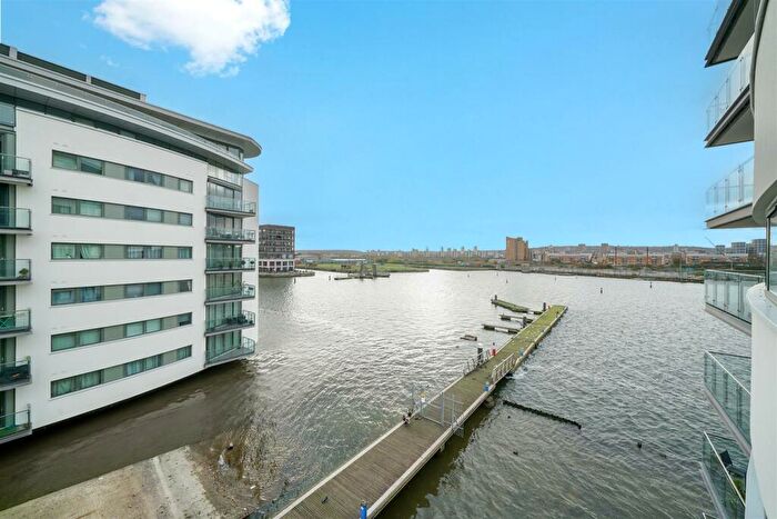 1 Bedroom Apartment For Sale In The Galley, Basin Approach, Gallions Reach, E16