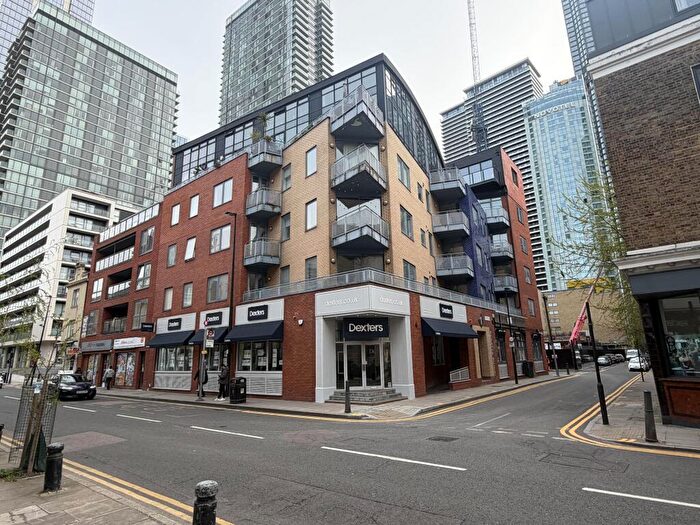 2 Bedroom Flat For Sale In Flat, Regatta Point, Manilla Street, Canary Wharf, London, E14
