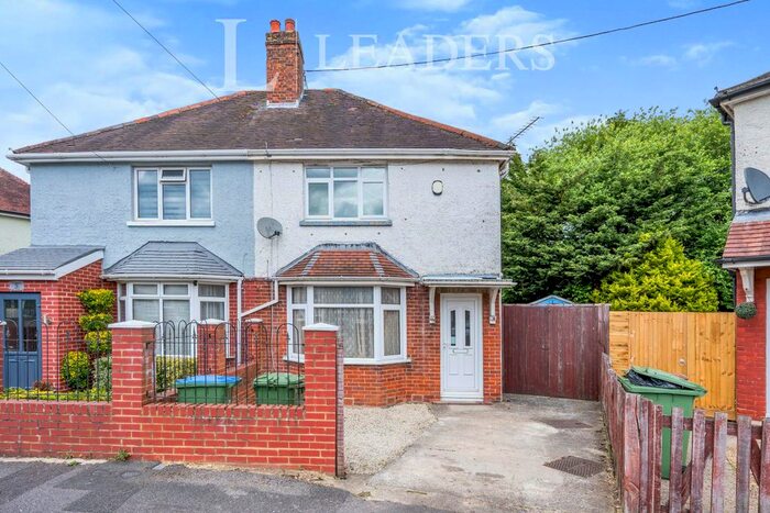 3 Bedroom Semi-Detached House To Rent In Birch Road, Southampton, SO16