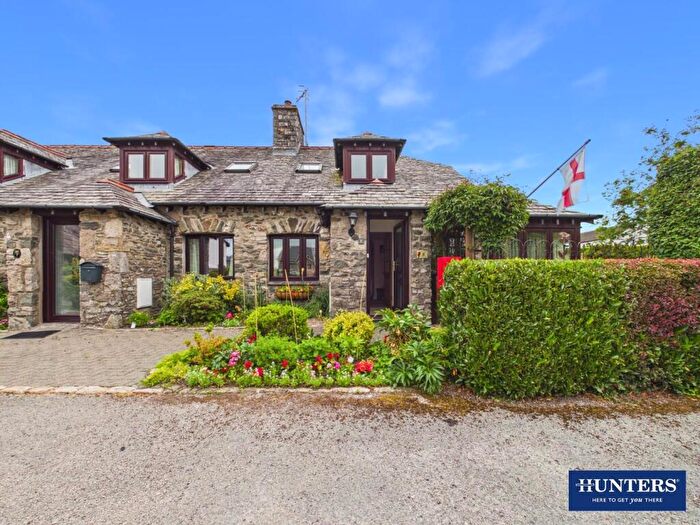 2 Bedroom Flat For Sale In Town End Court, Natland, Kendal, LA9