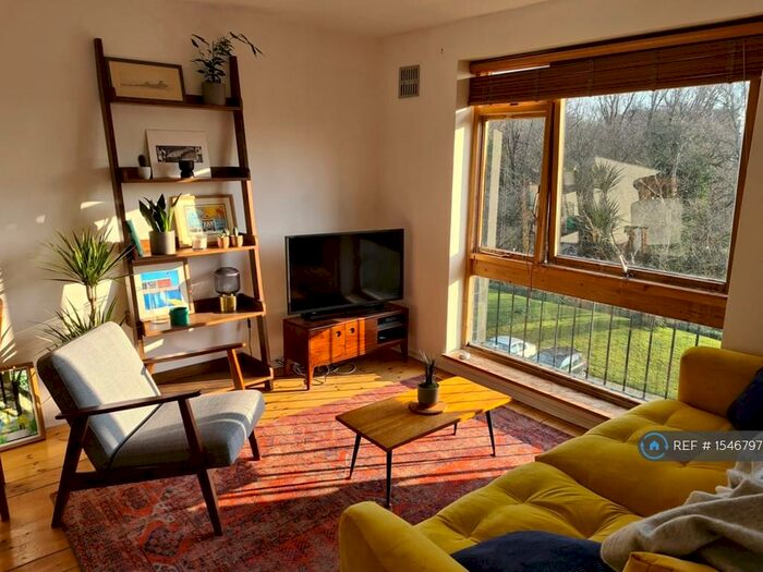 1 Bedroom Flat To Rent In Fountain Drive, London, SE19