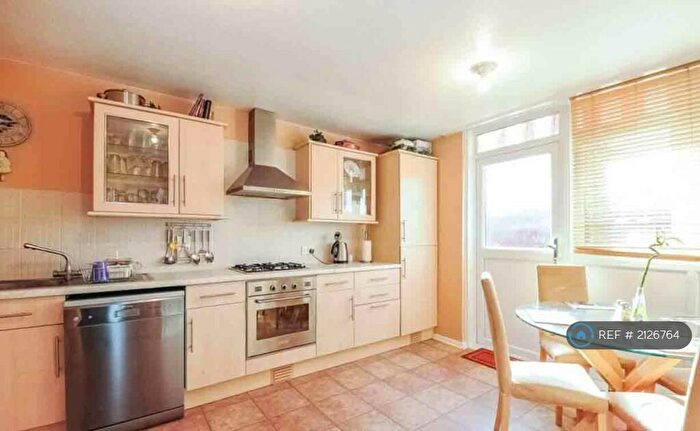 4 Bedroom Semi-Detached House To Rent In Galatea Square, London, SE15