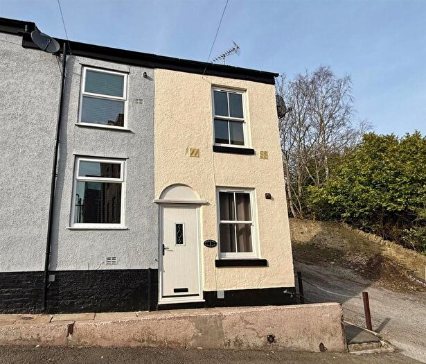 1 Bedroom End Of Terrace House For Sale In Pownall Square, Macclesfield, SK11