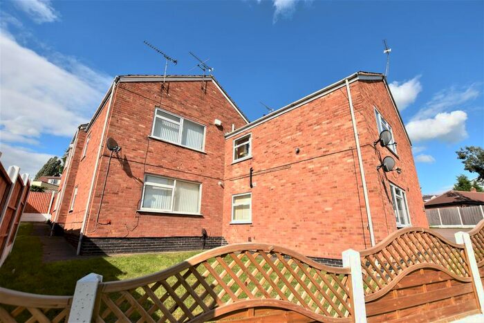 2 Bedroom Flat To Rent In Hamilton Court, London Road, Oadby, Leicester, LE2