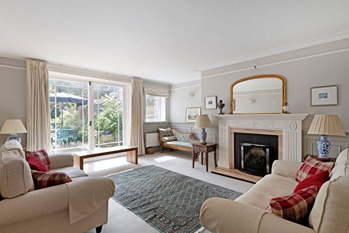 5 Bedroom Detached House For Sale In East St. Helen Street, Abingdon, OX14