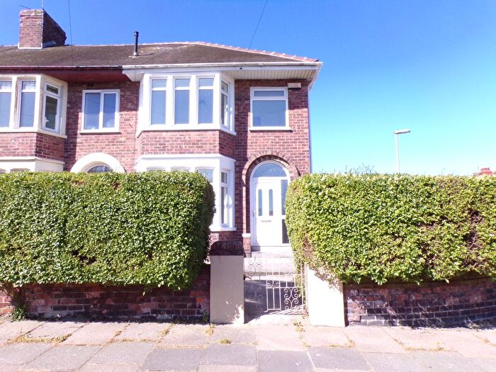 3 Bedroom End Of Terrace House To Rent In Delaware Road, Blackpool, FY3