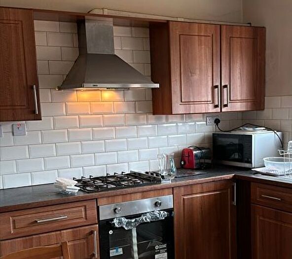 4 Bedroom Terraced House To Rent In Southend Road, East Ham, E6