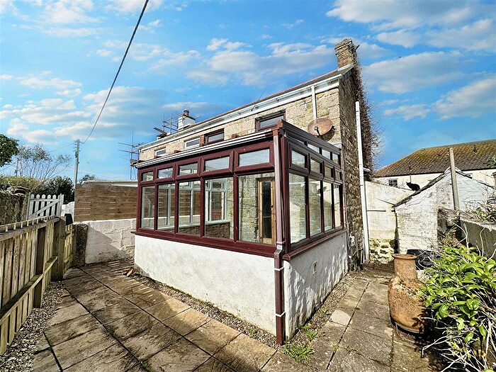 2 Bedroom Cottage For Sale In Stone Fronted Cottage Near Town, Helston, TR13