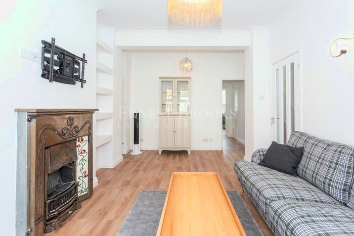 2 Bedroom Detached House To Rent In Masterman Road, East Ham, London, E6