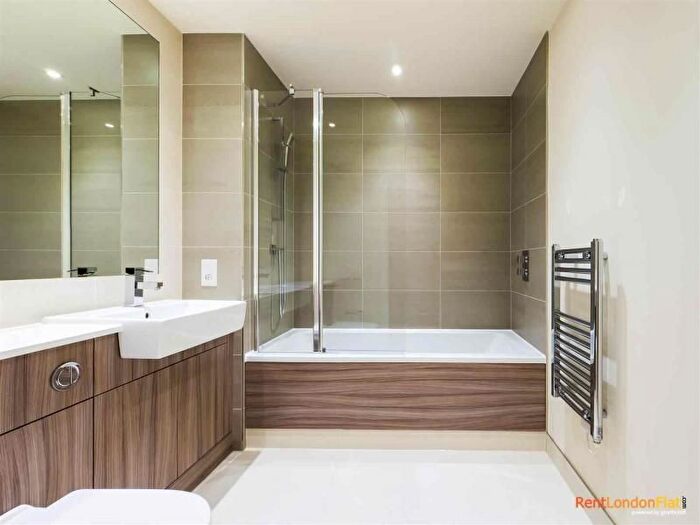 2 Bedroom Flat To Rent In Capri House, Beaufort Square, London, NW9