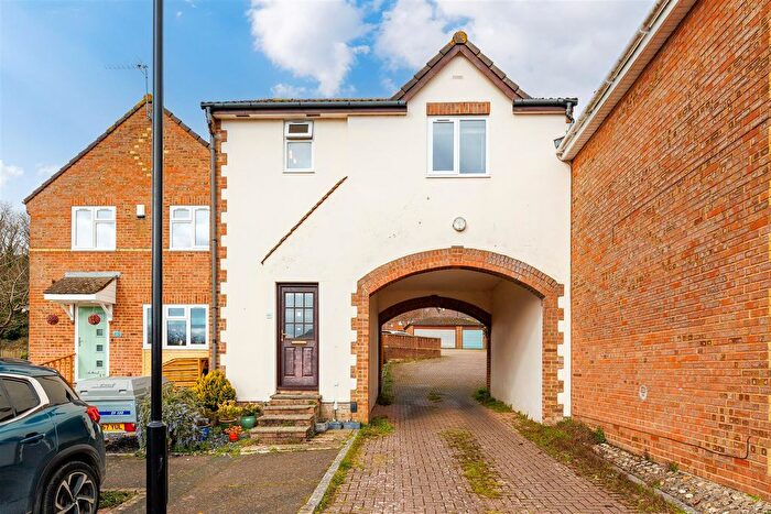 2 Bedroom Link Detached House To Rent In Nelson Court, Cowes, PO31